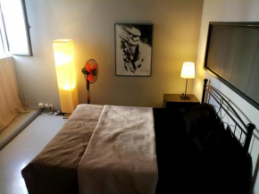 PORT very near fast Wi-Fi Netflix ROOM2